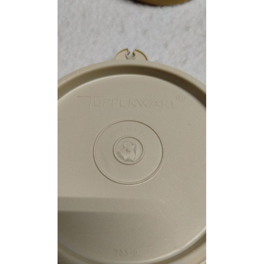 Tupperware Condiment Caddy Set Bowls Lids Vintage Serving Beige - Picture 12 of 12